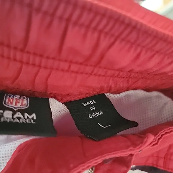 SOLD.....NFL Red Team Apparel Shorts SF 49ers Mens Size L EUC - Picture 3 of 4